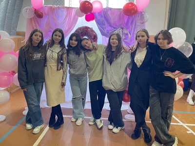 Весенний праздник