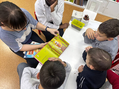 Воспитанникам центра 