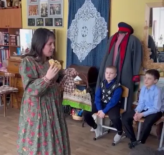 Обучающиеся в гимназии изучают региональные традиции